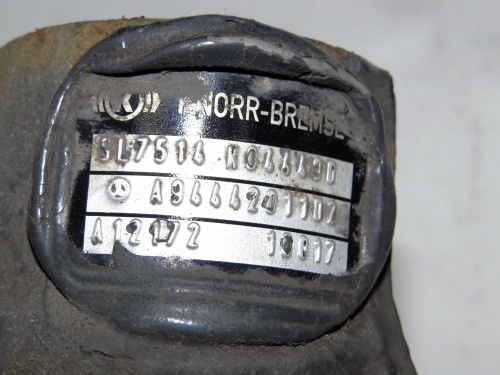 Суппорт тормозной задний правый MB MP4 б/у  A9444201102 фото 4