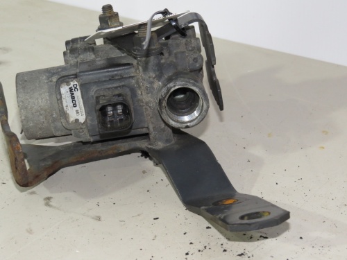 Кран электромагнитный тормозной системы ABS MB mp4 A0054299244 б/у фото 3