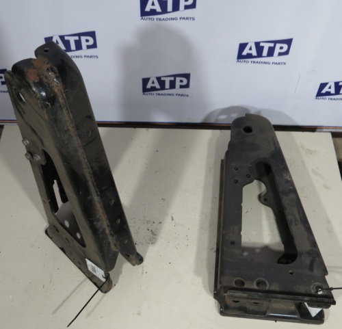 Кронштейн кабины MB mp4 б/у фото 5