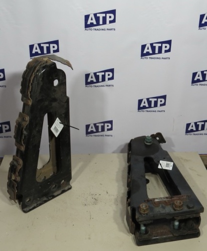 Кронштейн кабины MB mp4 б/у фото 6