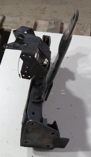 Кронштейн левой подножки MB MP3 б/у  A9305203733 фото 5