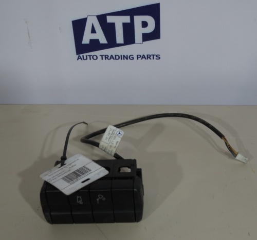 Блок кнопок MB б\у A9435400146