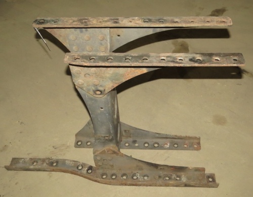 Траверса рамы поперечная MB б/у A9413121025