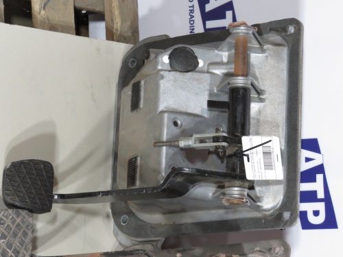 Блок педалей MB MP3/4 б/у А9342940001 фото 3