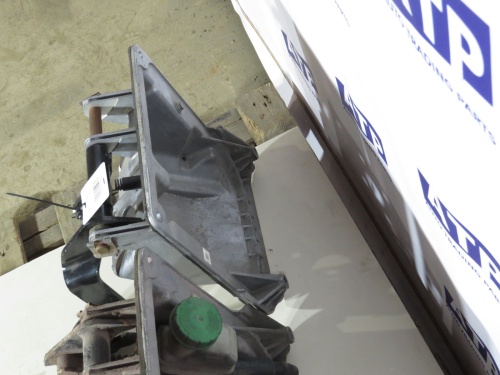 Блок педалей MB MP3/4 б/у А9342940001 фото 9