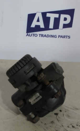 Клапан ускорительный A0044296344 б/у